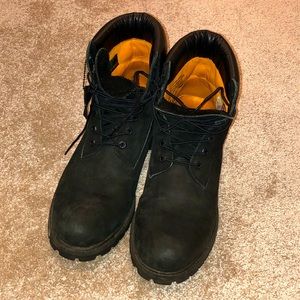 Black Timberland 6-Inch Premium Waterproof Boots (size 12)
